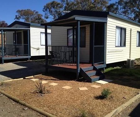Goulburn South Caravan Park Ngoại thất bức ảnh