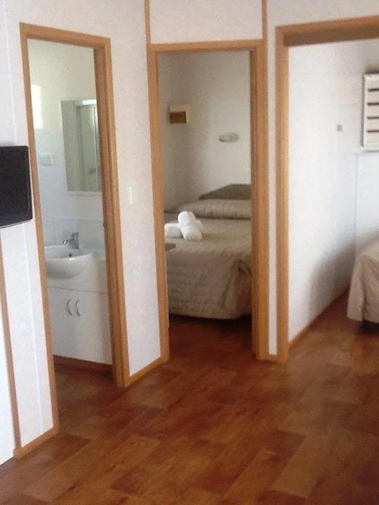 Goulburn South Caravan Park Ngoại thất bức ảnh